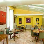 Hotel Restaurant La Sirene Etain