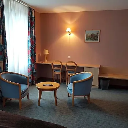 Restaurant La Sirene Étain