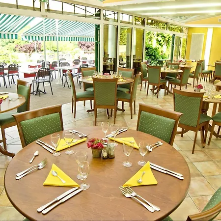 Restaurant La Sirene Отель 2*
