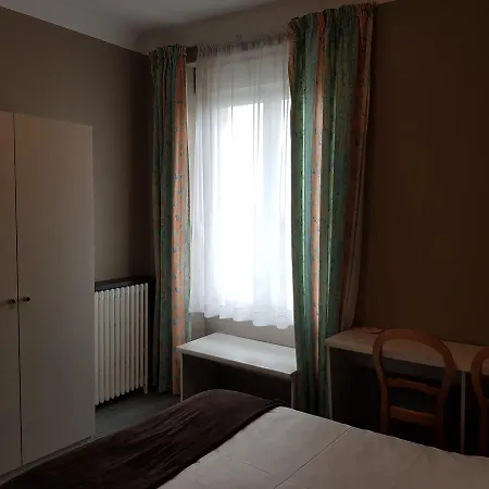 Hotel Restaurant La Sirène 2*