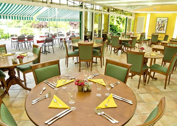 Restaurant La Sirene Hotel 2*